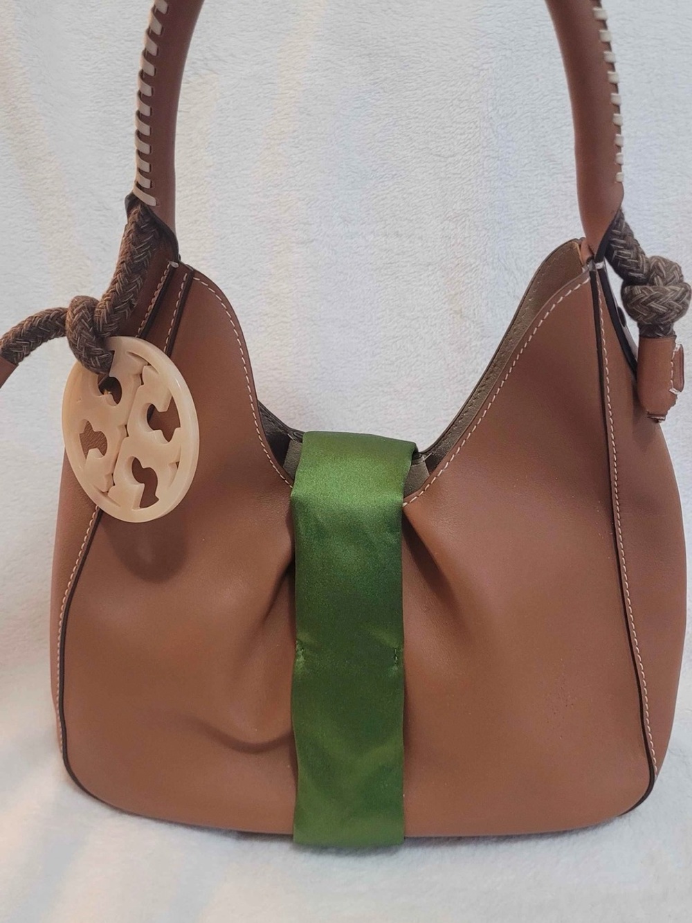 Tory Burch 2019 Runway
Sample Hobo - Frayed Silk & Rope - Picture 3 of 8